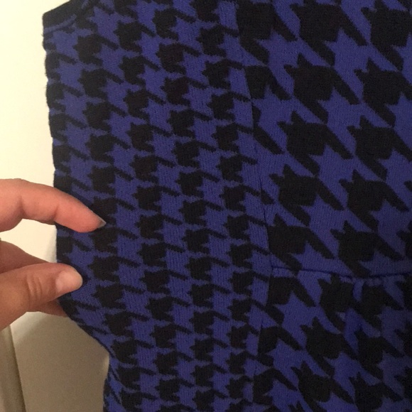Blue and Black Houndstooth Dress With Belt - Picture 7 of 8